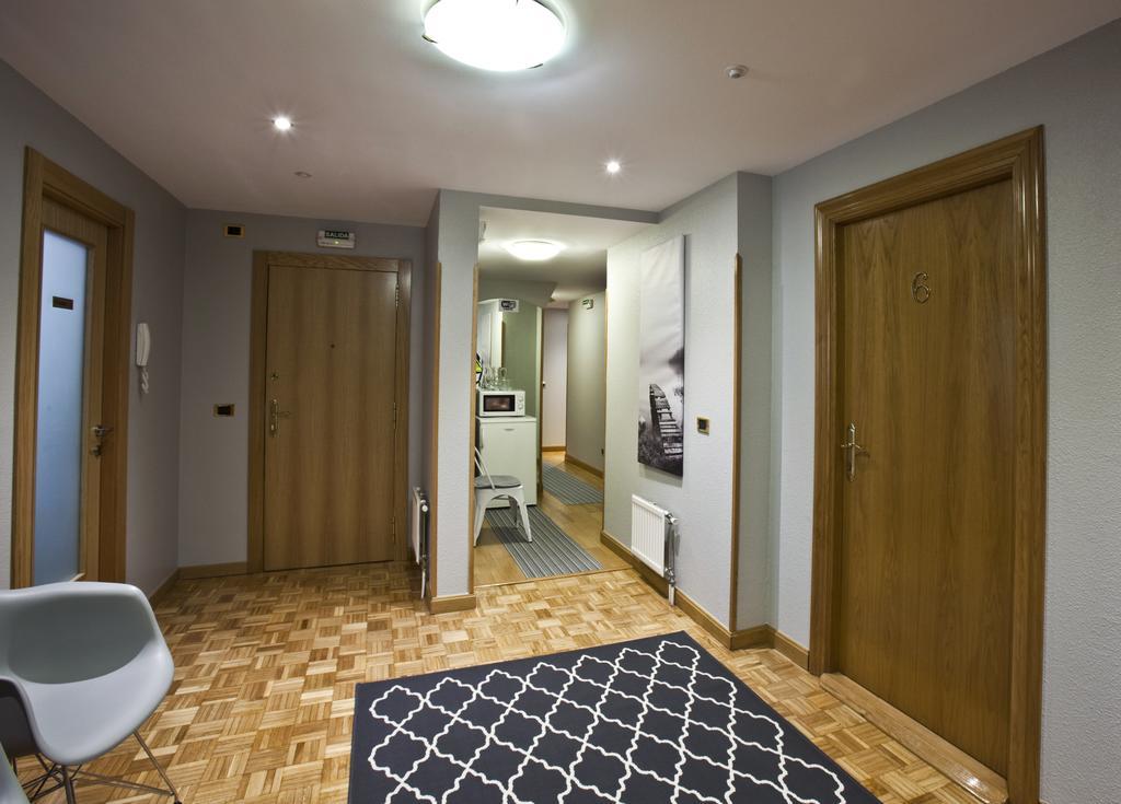 Pension Pasadena ปัมโปลนา ภายนอก รูปภาพ