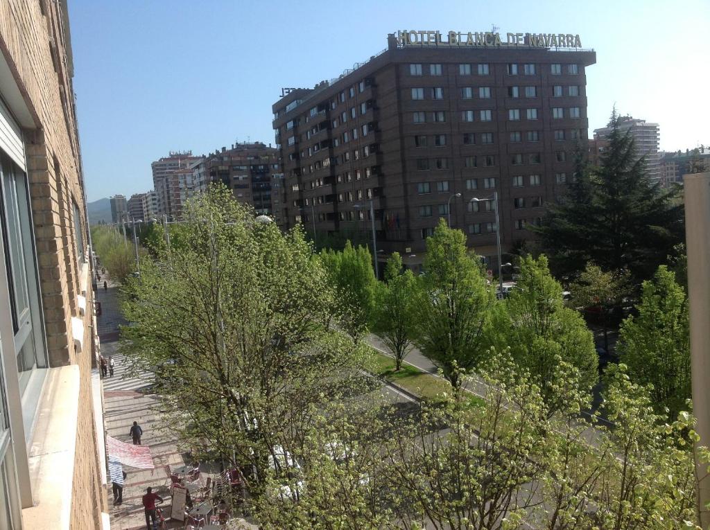 Pension Pasadena ปัมโปลนา ภายนอก รูปภาพ